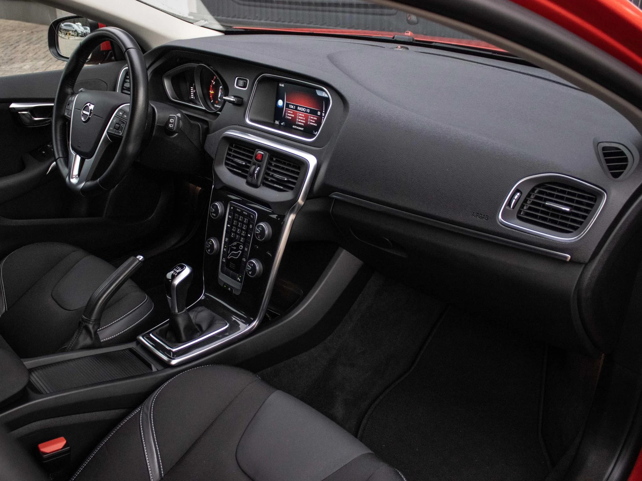 Hoofdafbeelding Volvo V40