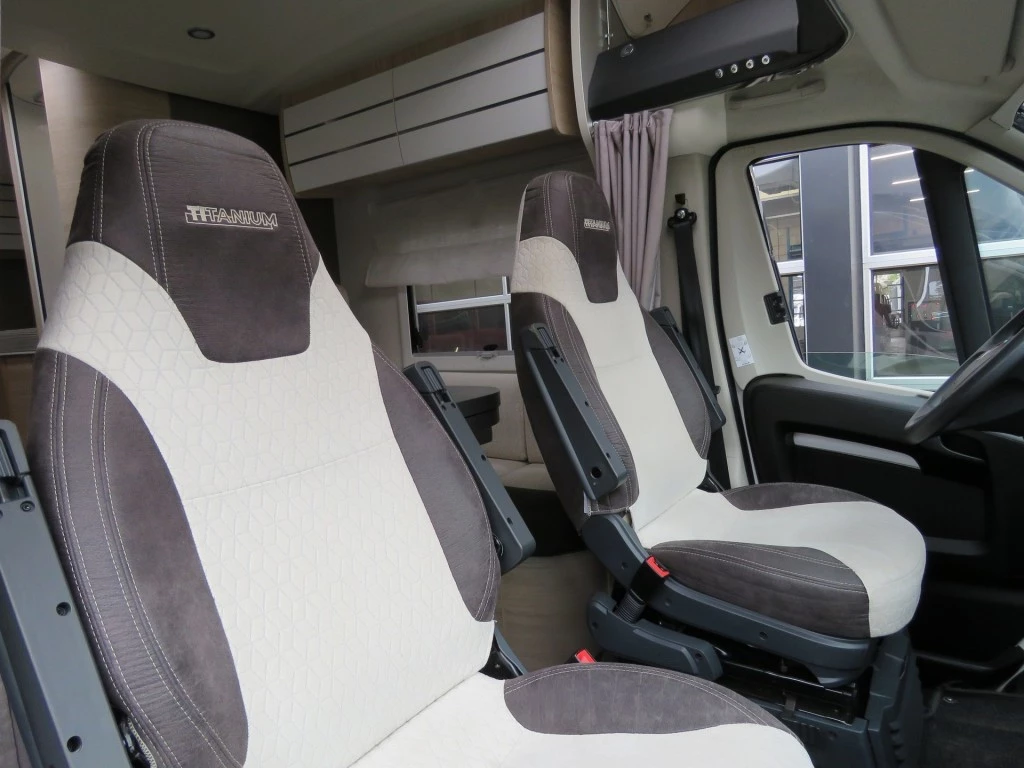 Hoofdafbeelding Chausson 627 Ga 5-pers. Titanium Vip