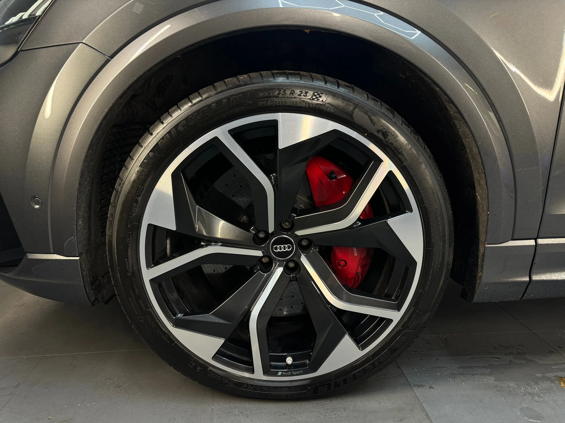 Hoofdafbeelding Audi RSQ8