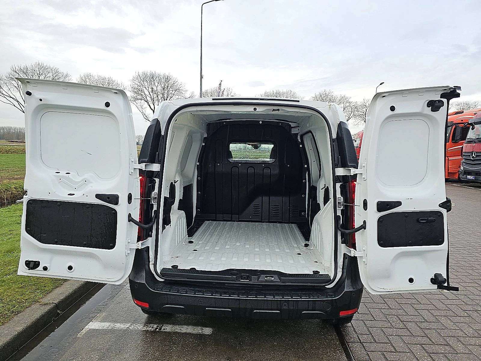 Hoofdafbeelding Renault Express