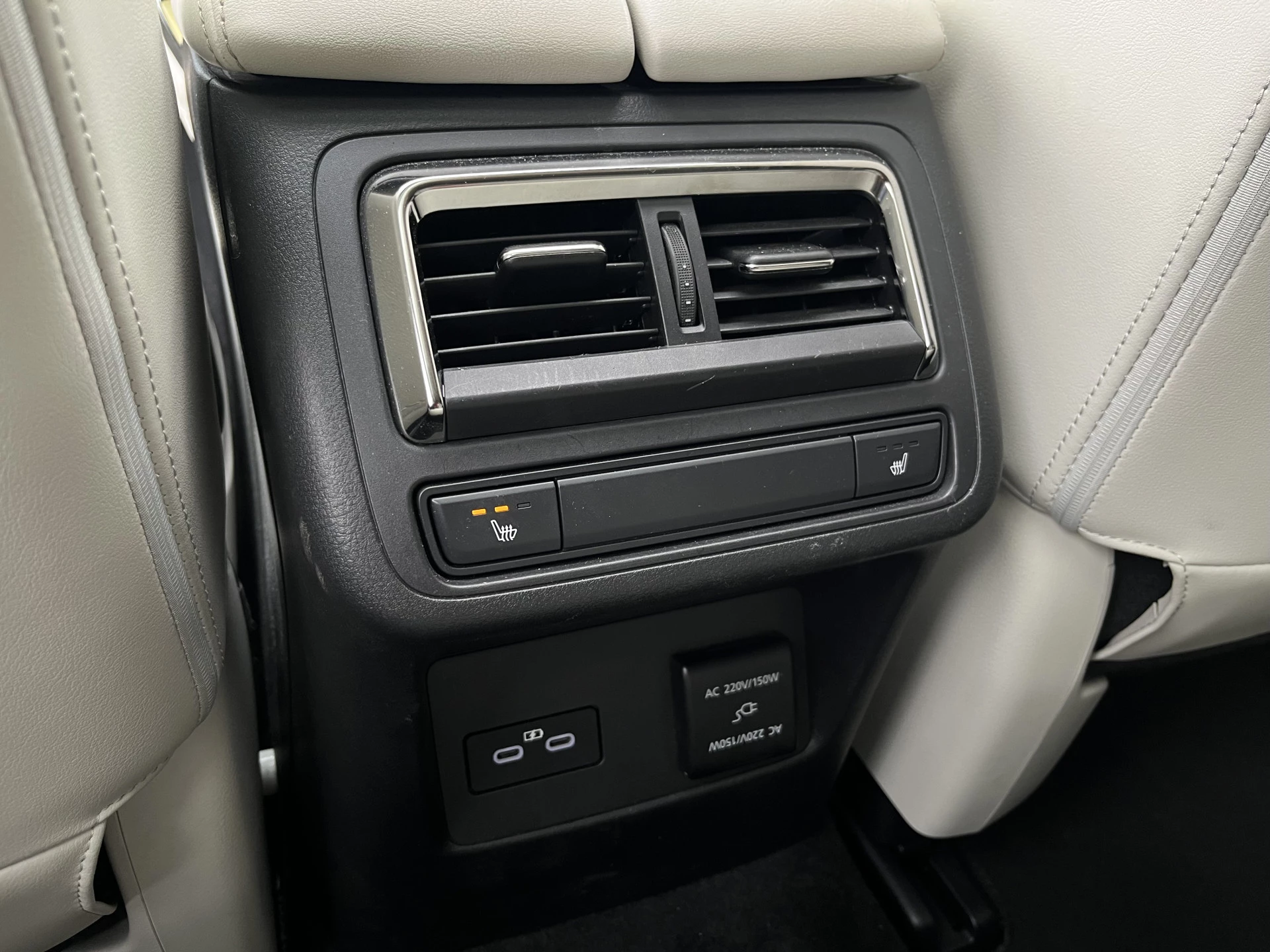 Hoofdafbeelding Mazda CX-60