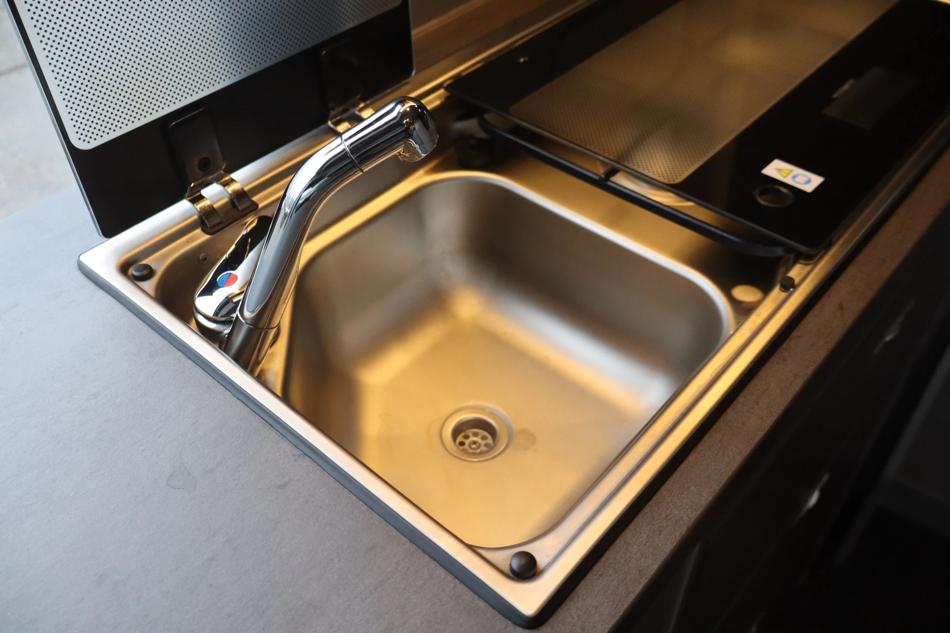 Hoofdafbeelding Weinsberg R46