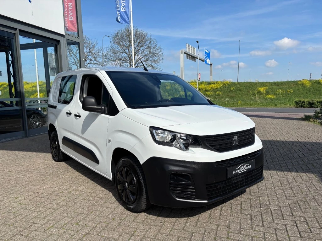 Hoofdafbeelding Peugeot Partner