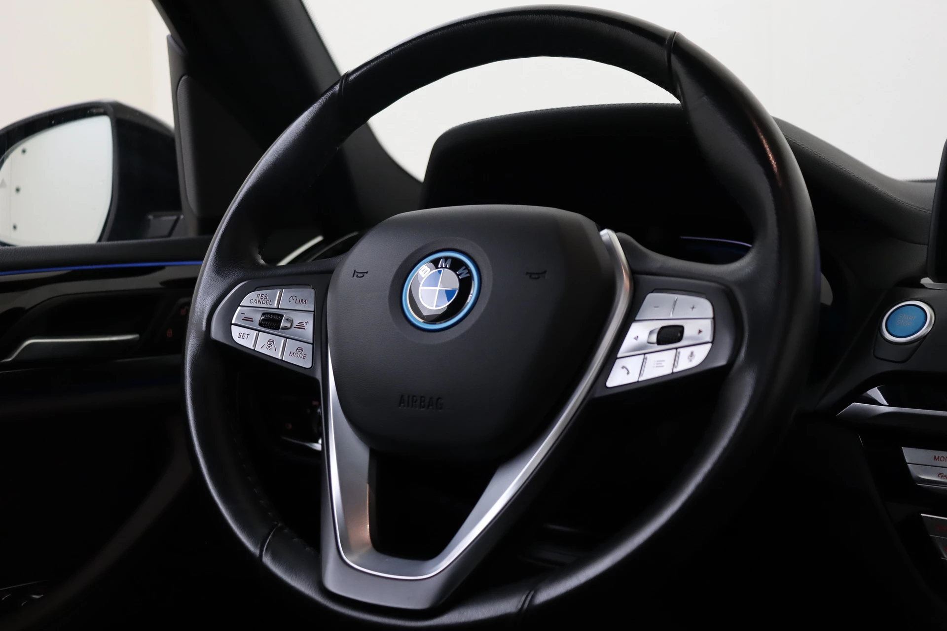 Hoofdafbeelding BMW iX3