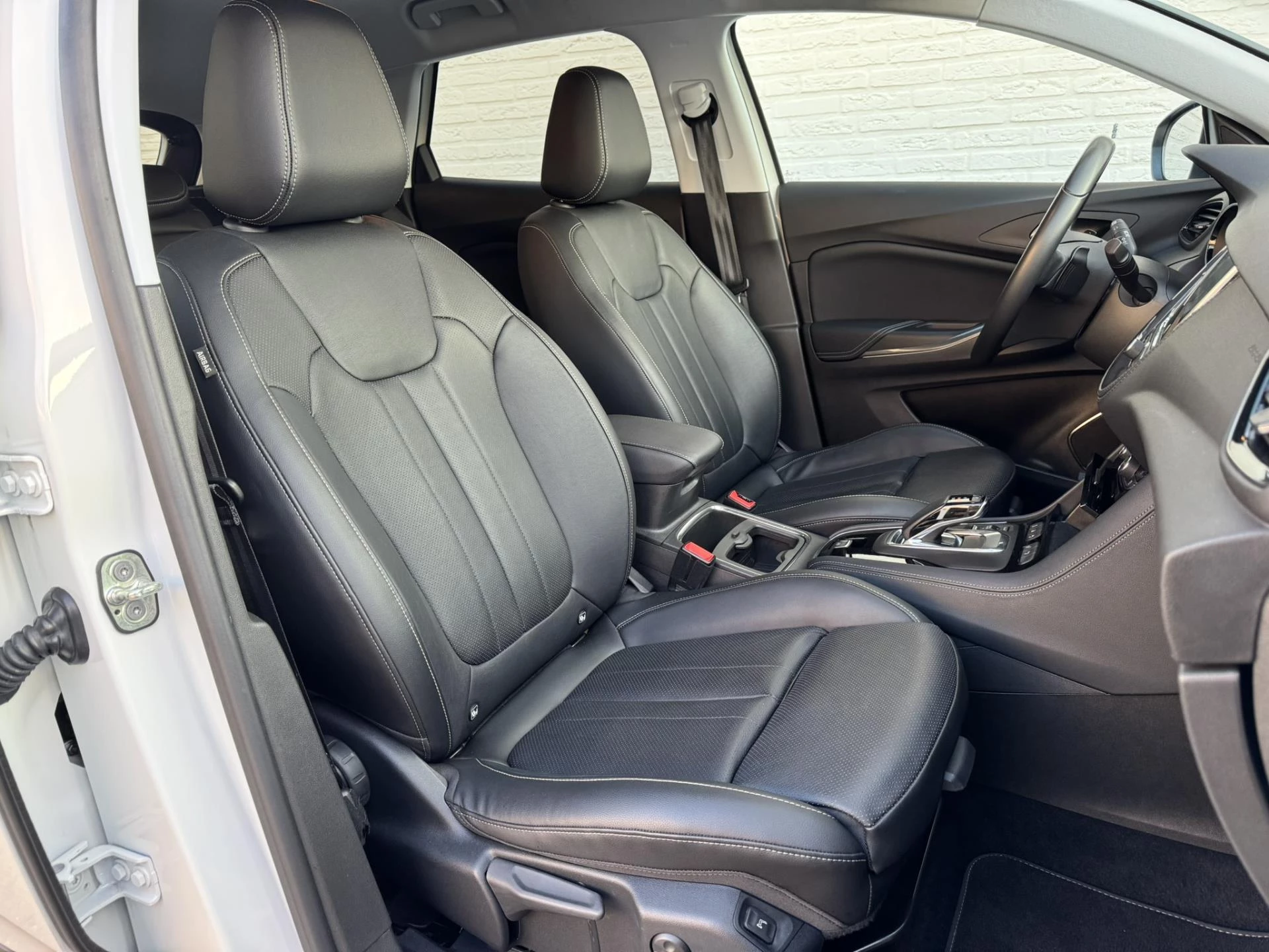 Hoofdafbeelding Opel Grandland X