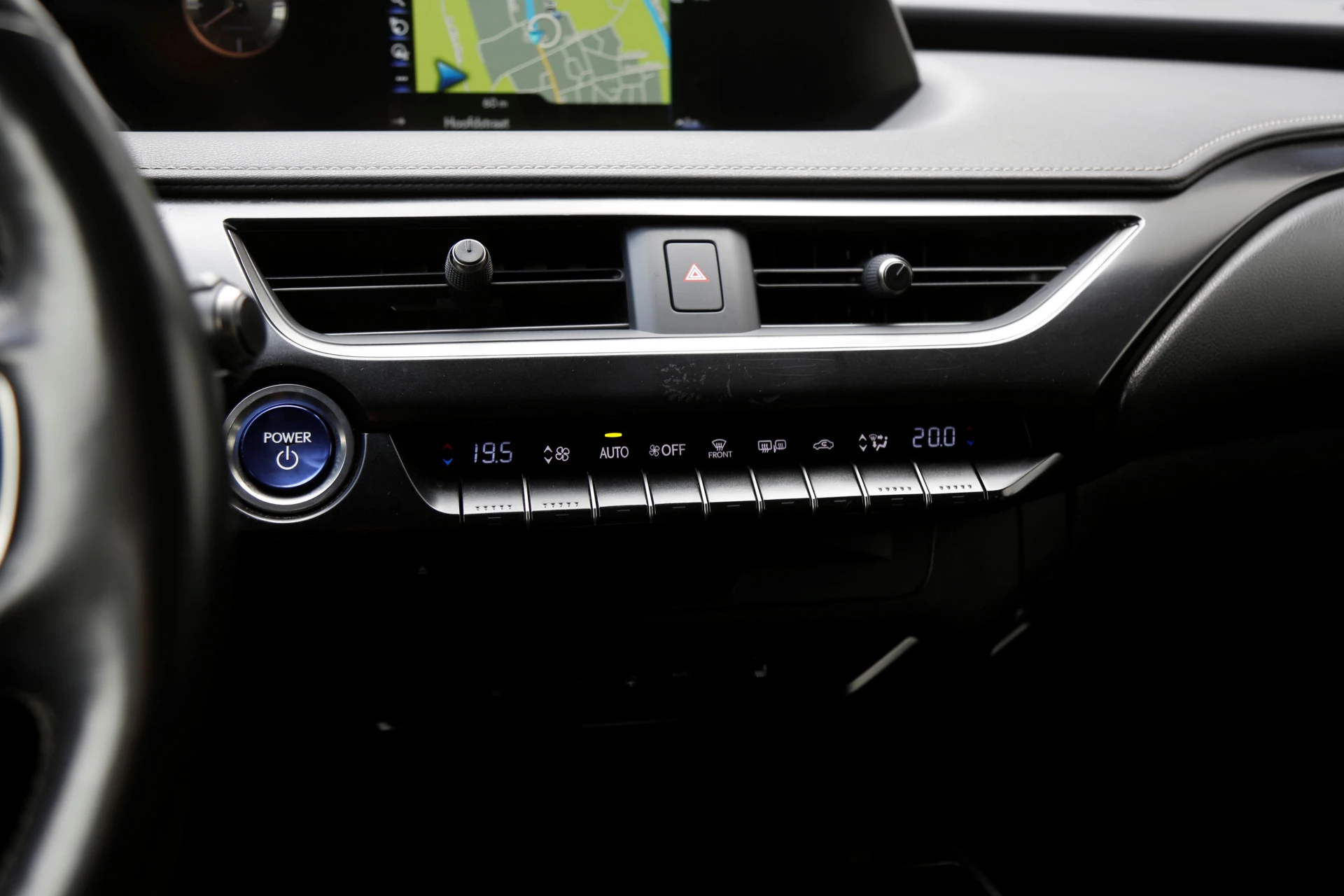 Hoofdafbeelding Lexus UX