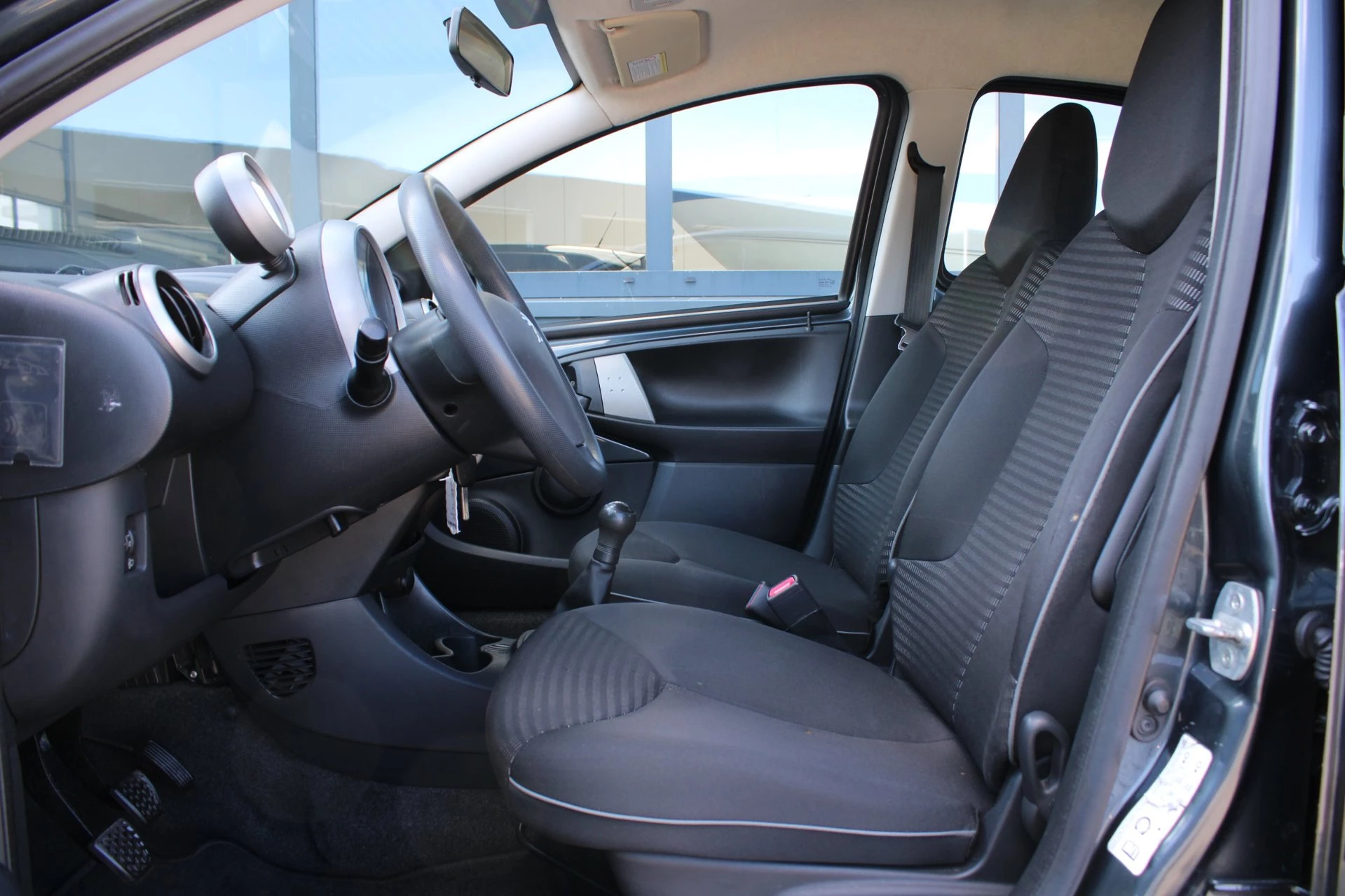 Hoofdafbeelding Peugeot 107