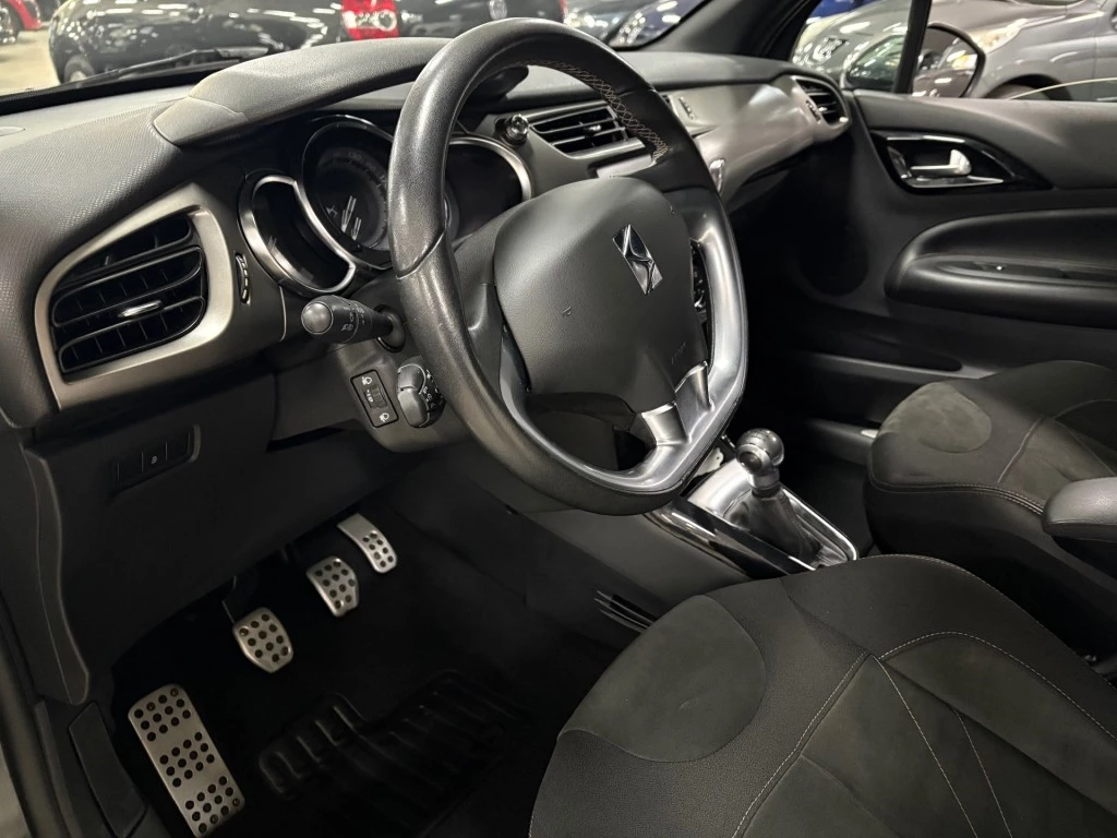 Hoofdafbeelding DS DS 3