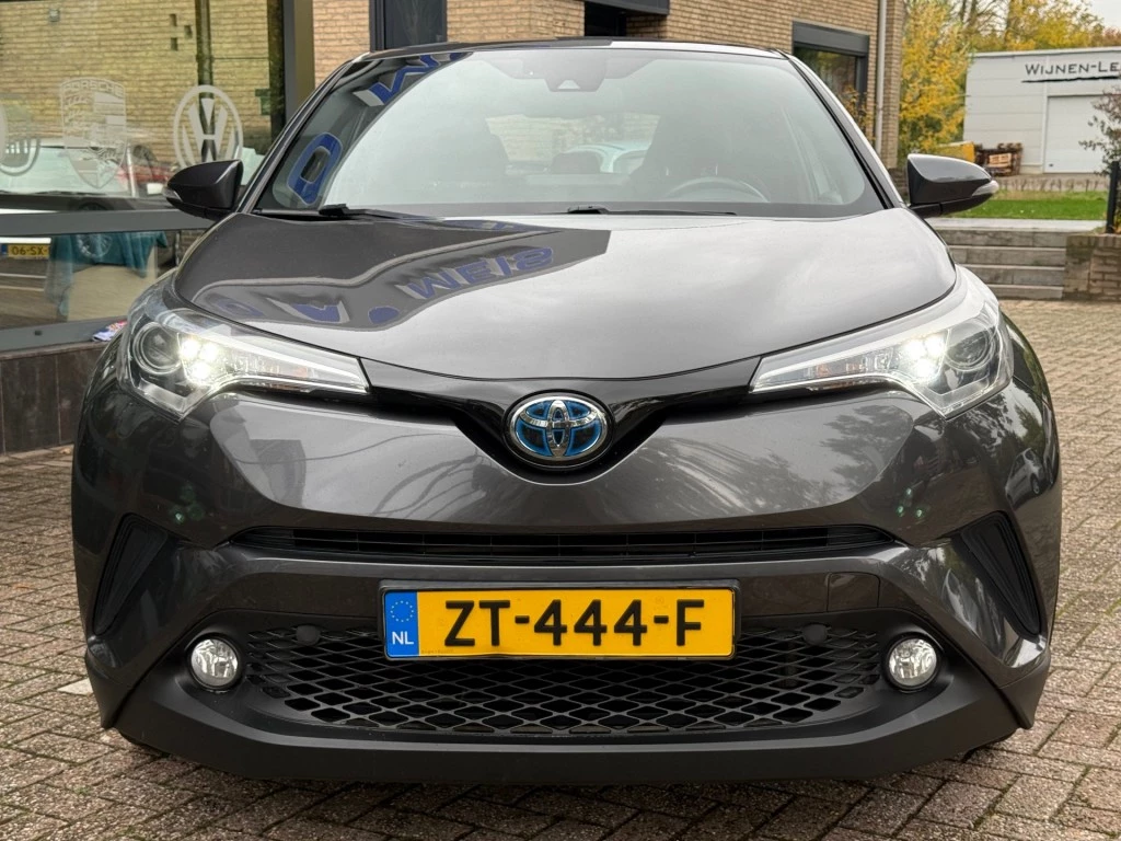 Hoofdafbeelding Toyota C-HR