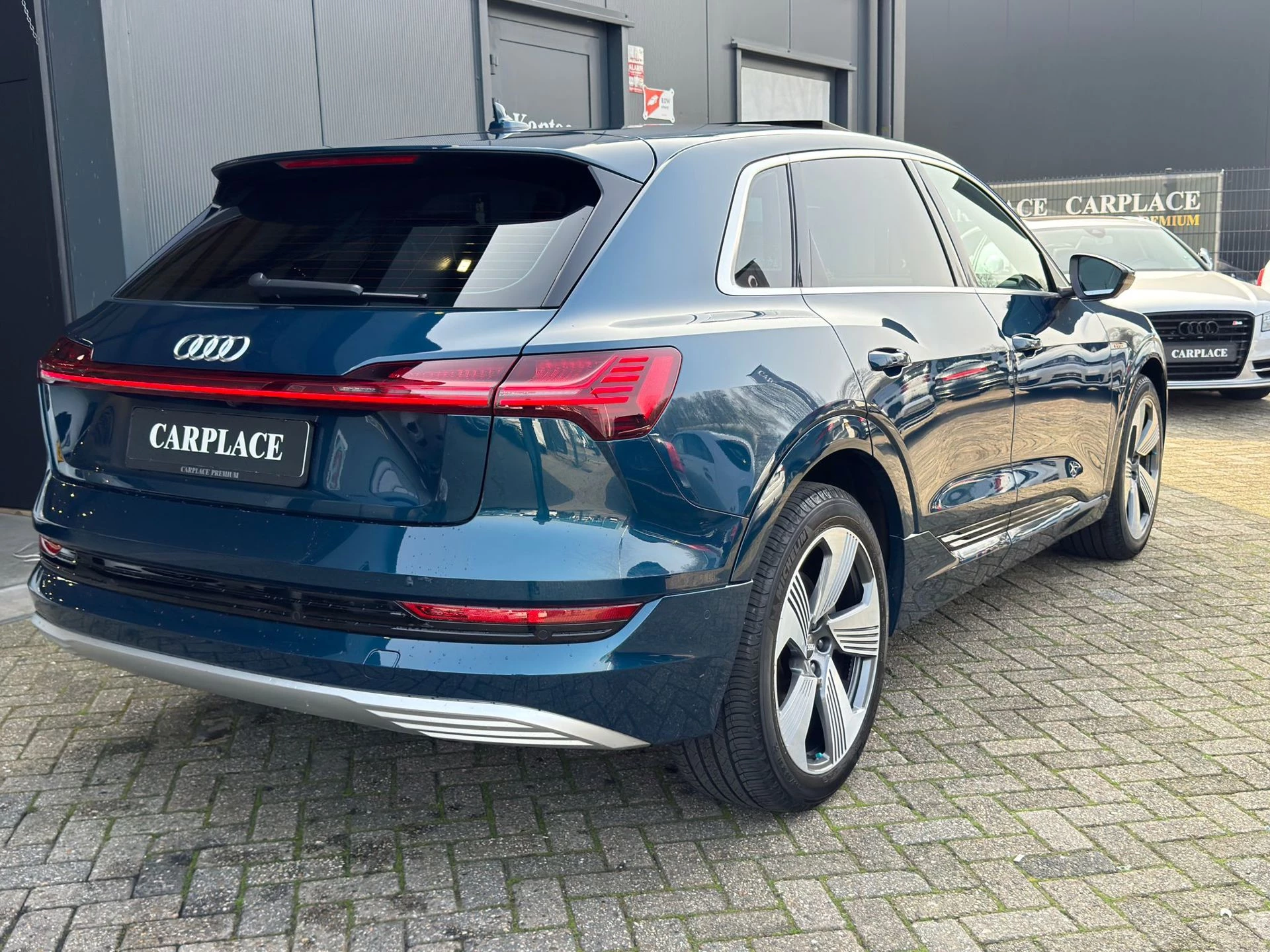 Hoofdafbeelding Audi e-tron