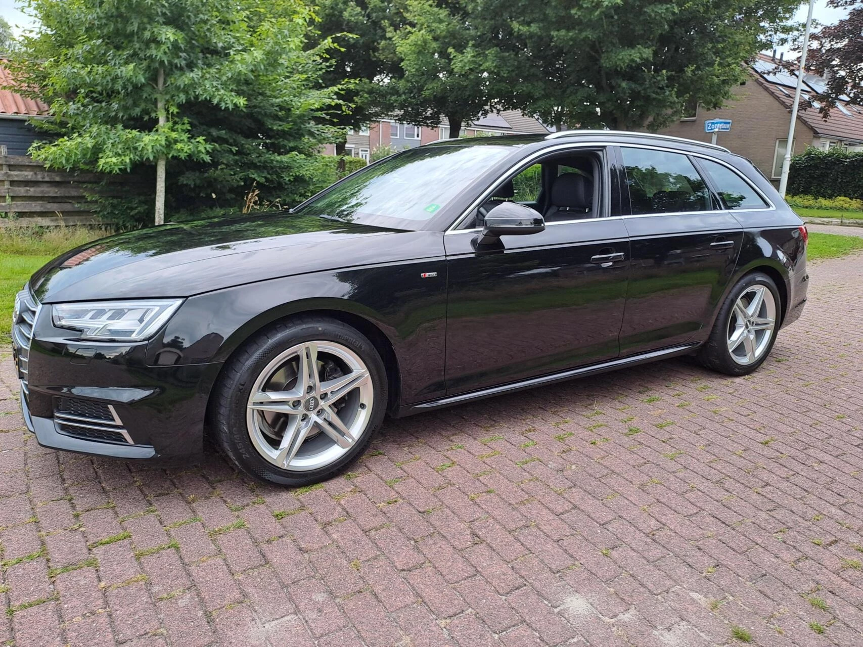 Hoofdafbeelding Audi A4