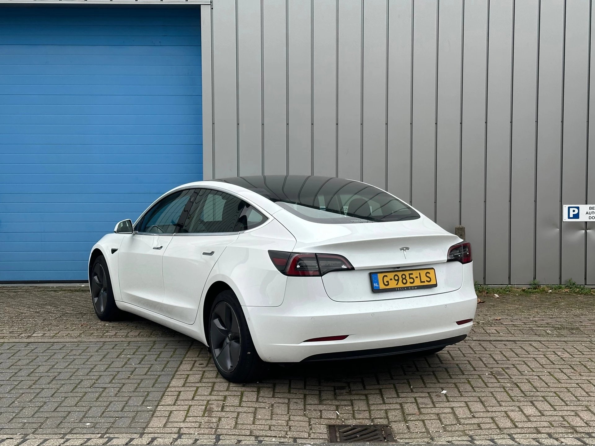 Hoofdafbeelding Tesla Model 3