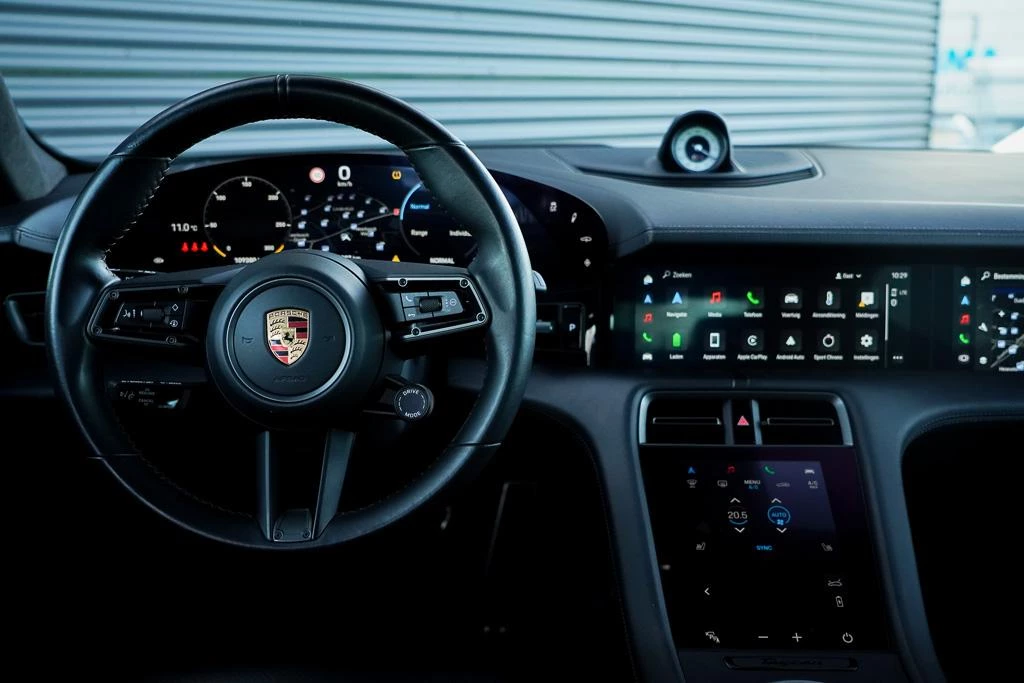 Hoofdafbeelding Porsche Taycan