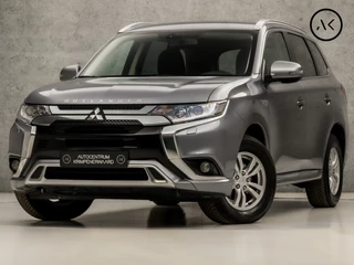 Mitsubishi Outlander 2.0 PHEV X-Line 203pk Automaat (CAMERA, DAB+, ALCANTARA/LEER, SPORTSTOELEN, STOELVERWARMING, BLUETOOTH, GETINT GLAS, XENON, NIEUWSTAAT)