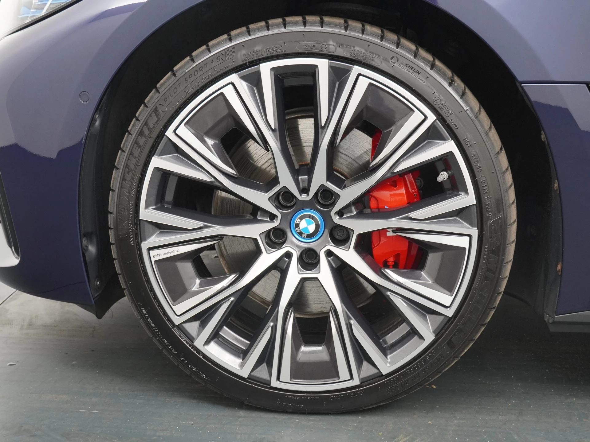 Hoofdafbeelding BMW i4
