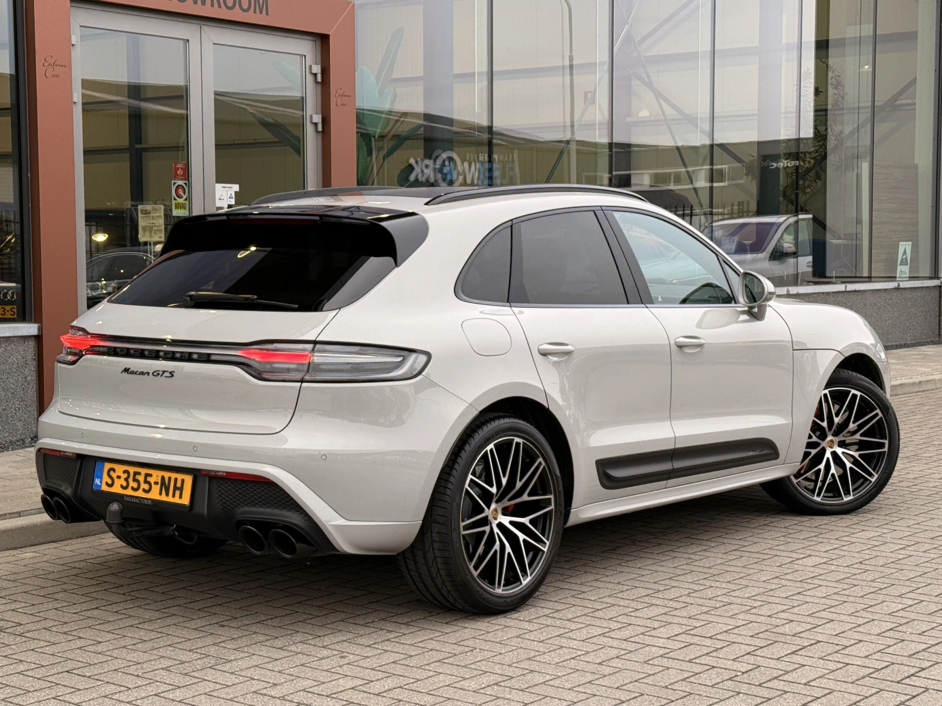 Hoofdafbeelding Porsche Macan