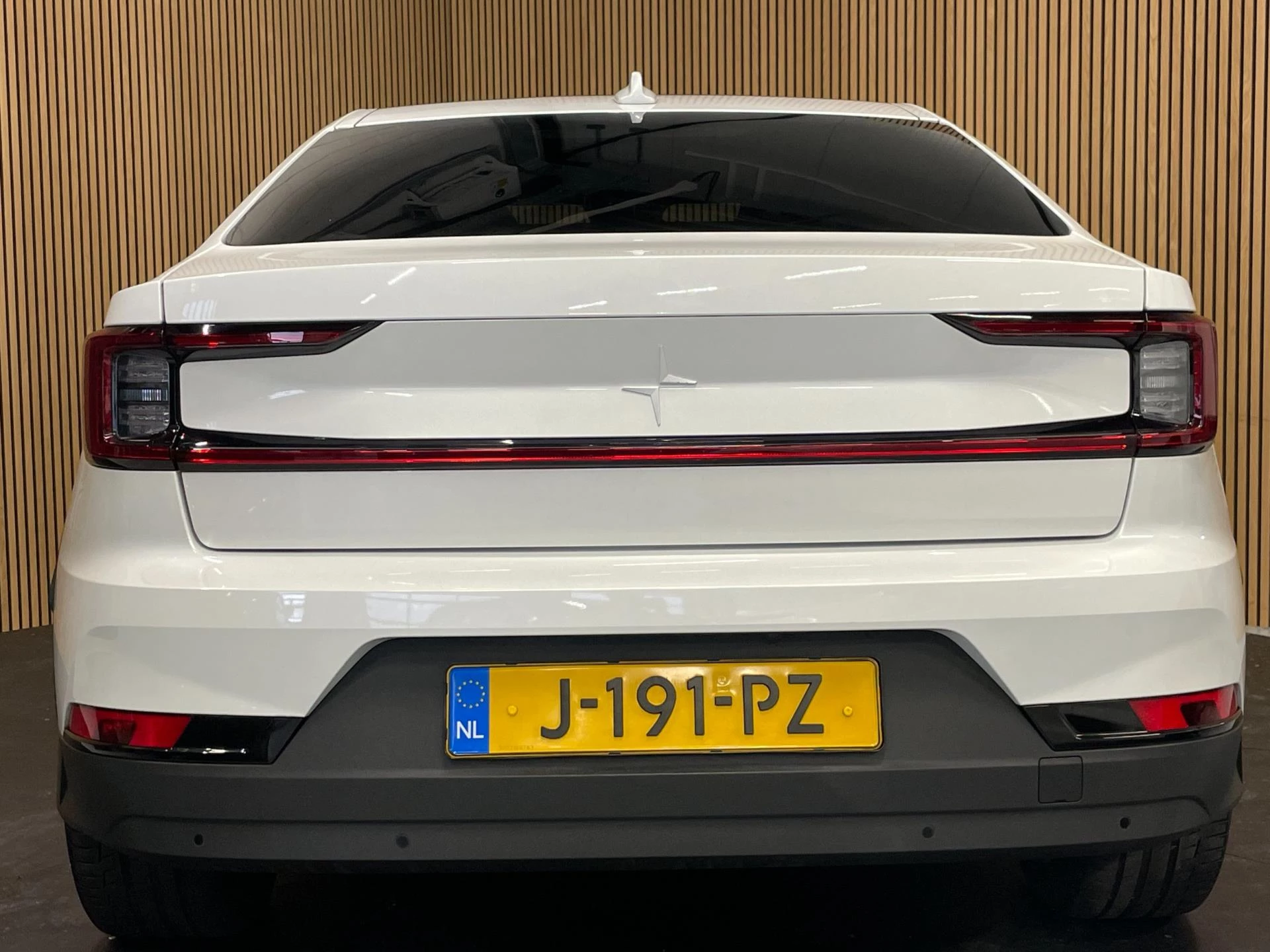 Hoofdafbeelding Polestar 2