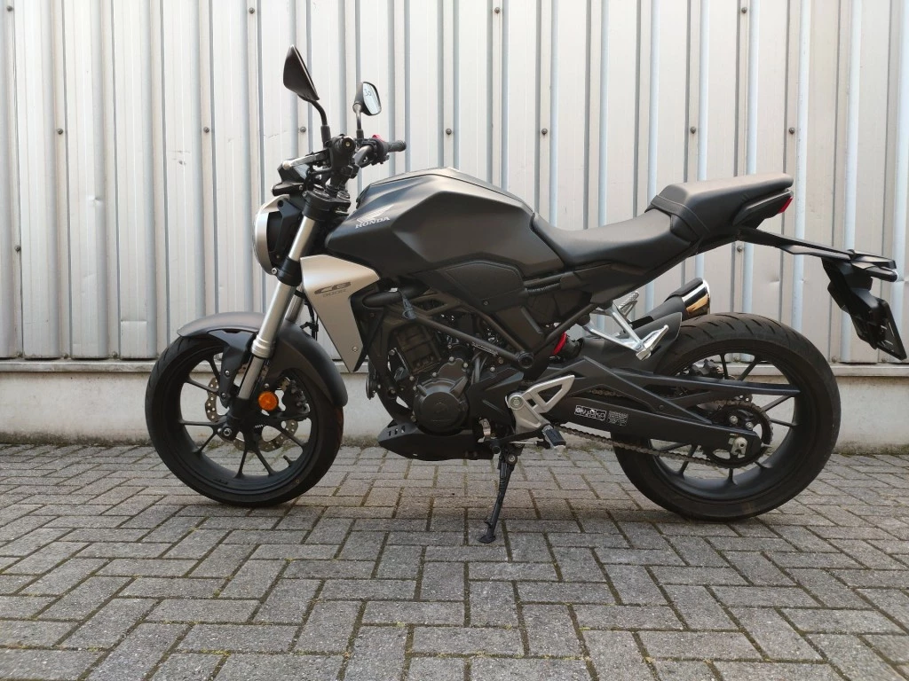 Hoofdafbeelding Honda CB 300