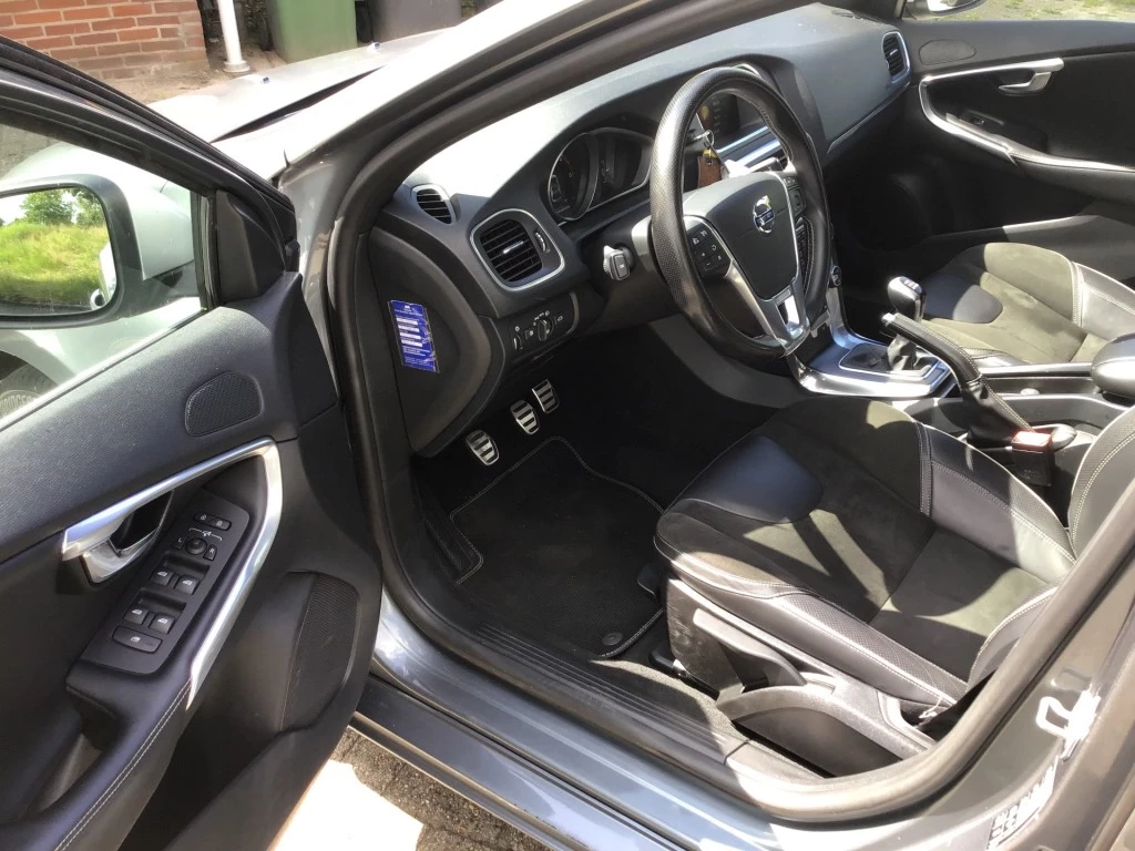 Hoofdafbeelding Volvo V40