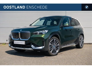 BMW iX1 eDrive20 xLine / Panoramadak / Trekhaak / Adaptieve LED / Parking Assistant Plus / Sportstoelen / Head-Up / Comfort Access