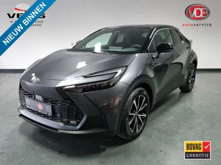 Toyota C-HR 2.0 Plug-in Hybrid 220 First Edition / Bi-Tone