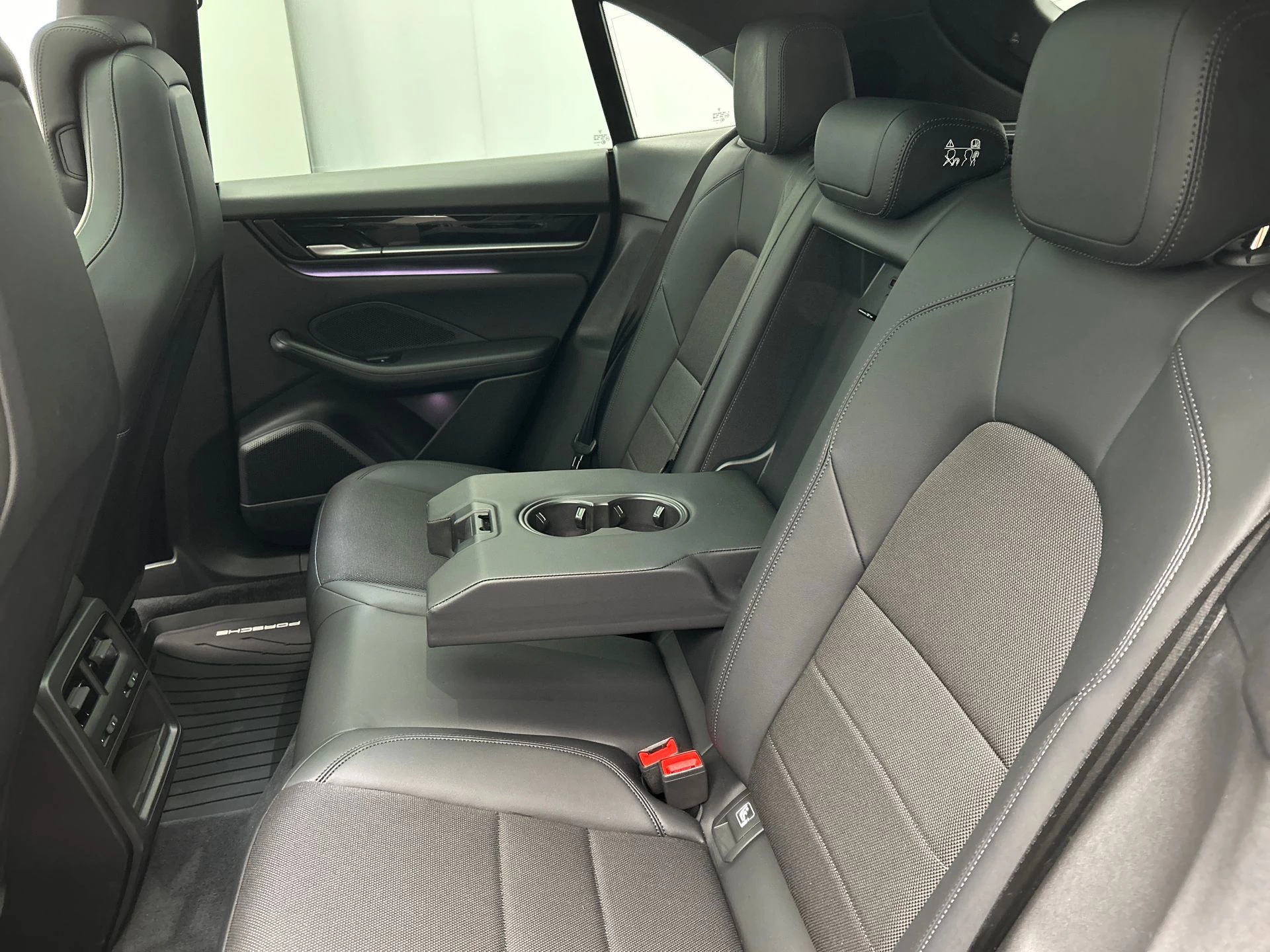 Hoofdafbeelding Porsche Macan