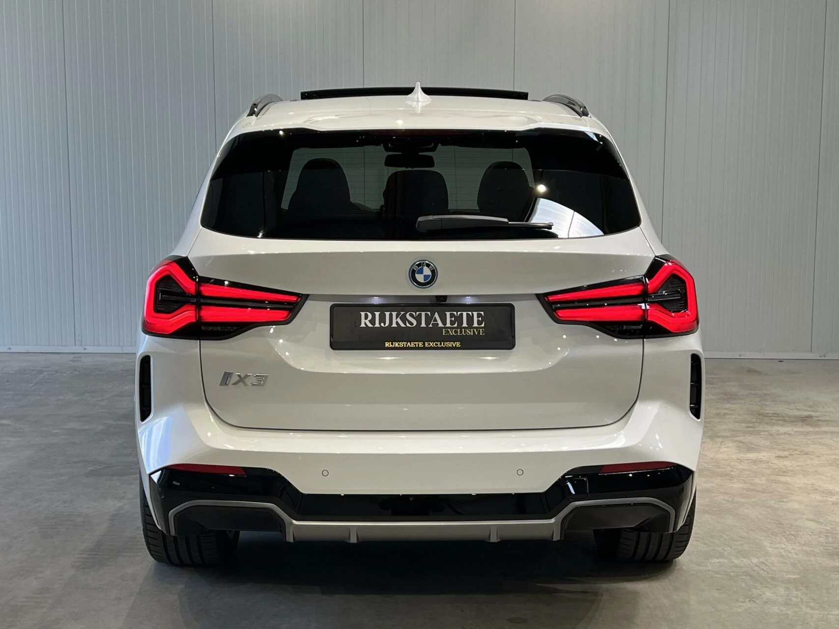 Hoofdafbeelding BMW iX3