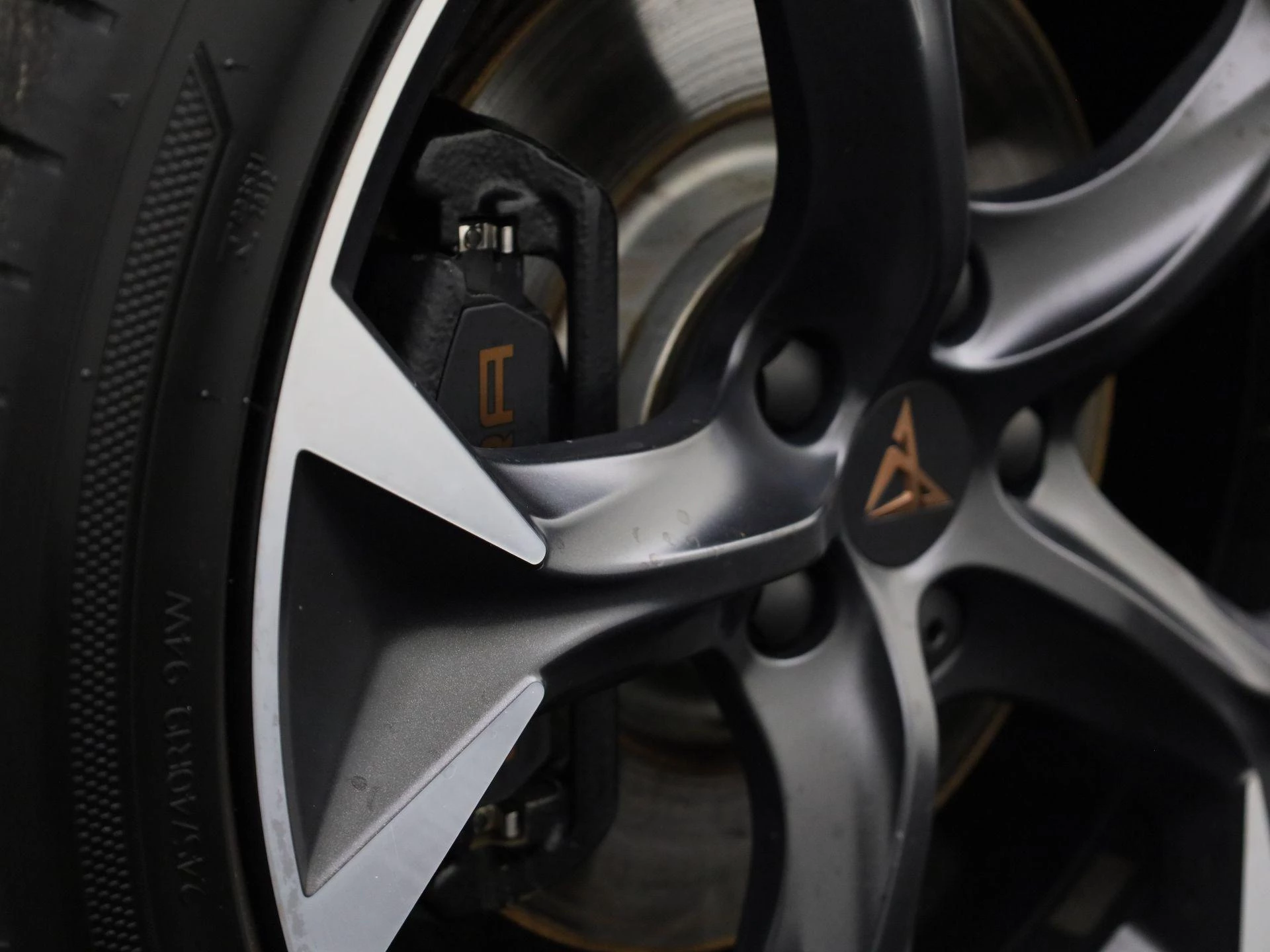 Hoofdafbeelding CUPRA Formentor