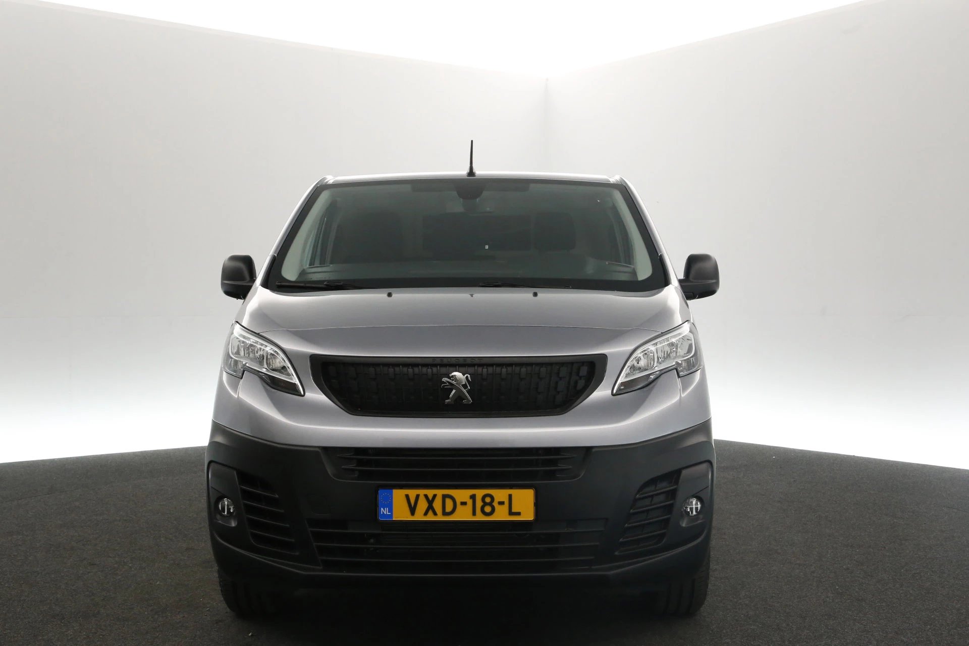 Hoofdafbeelding Peugeot e-Expert