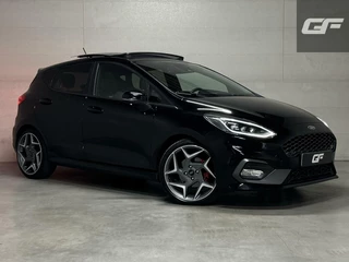 Ford Fiesta 1.5 EcoBoost ST-3 Performance Pano Recaro B&O CarPlay