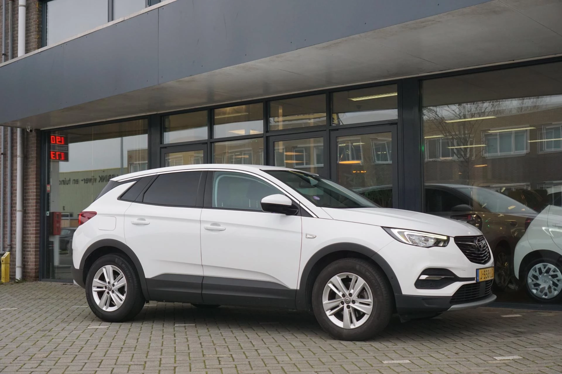 Hoofdafbeelding Opel Grandland X