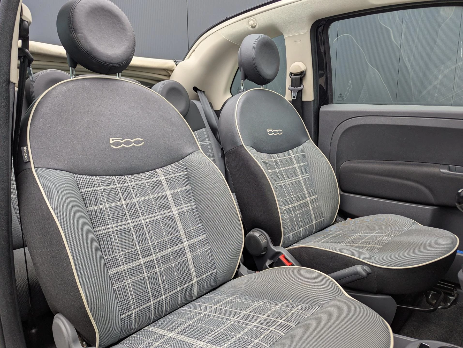Hoofdafbeelding Fiat 500C