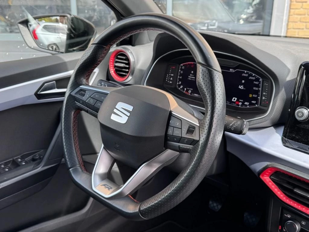 Hoofdafbeelding SEAT Arona