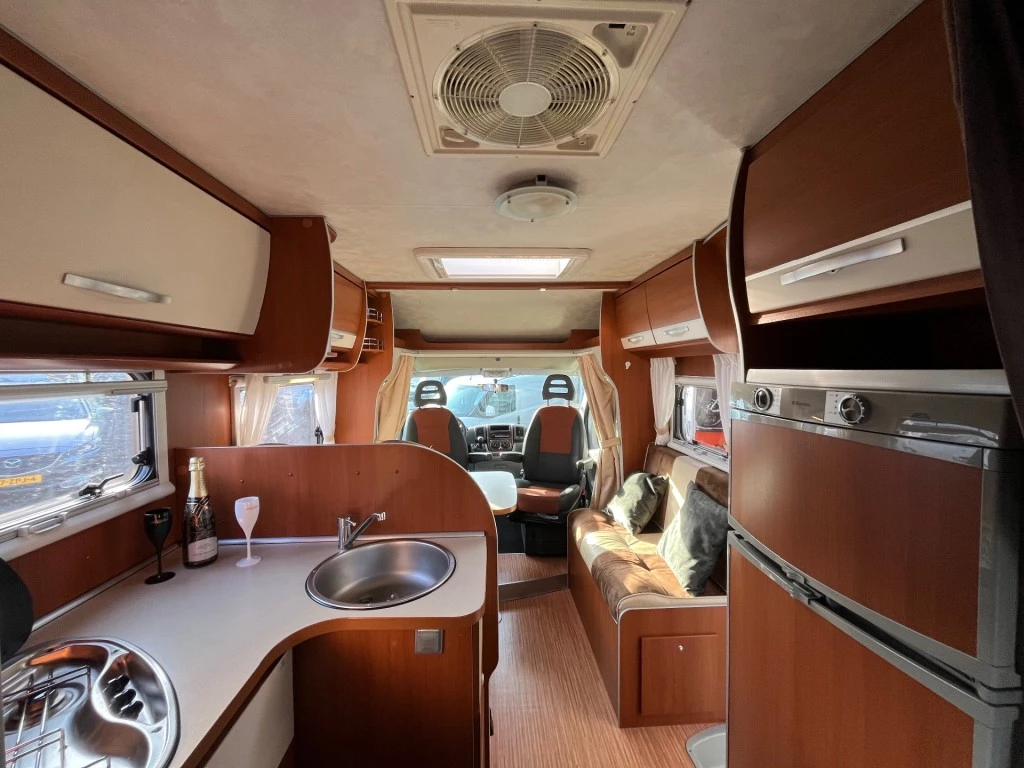 Hoofdafbeelding McLouis P700 Steel 563 Airco Cruise