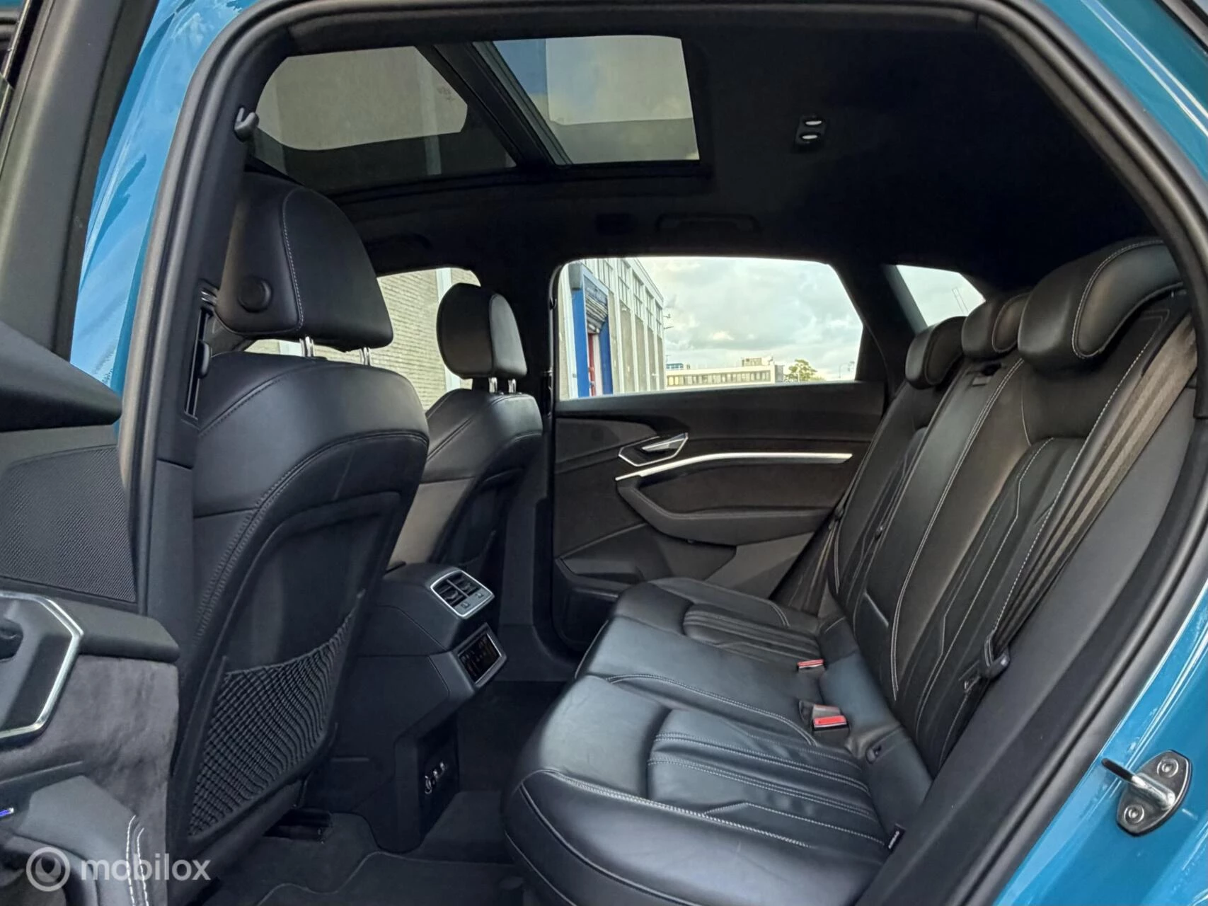 Hoofdafbeelding Audi e-tron