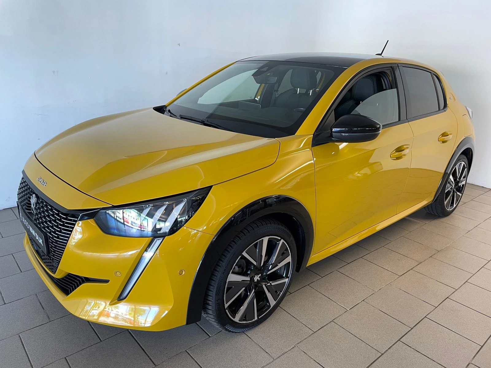 Hoofdafbeelding Peugeot 208