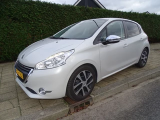 Peugeot 208 1.2 E-VTI OXYGO-Automaat-38197 Km-Navi-Media-Blth-Clima-Cruise-PDC