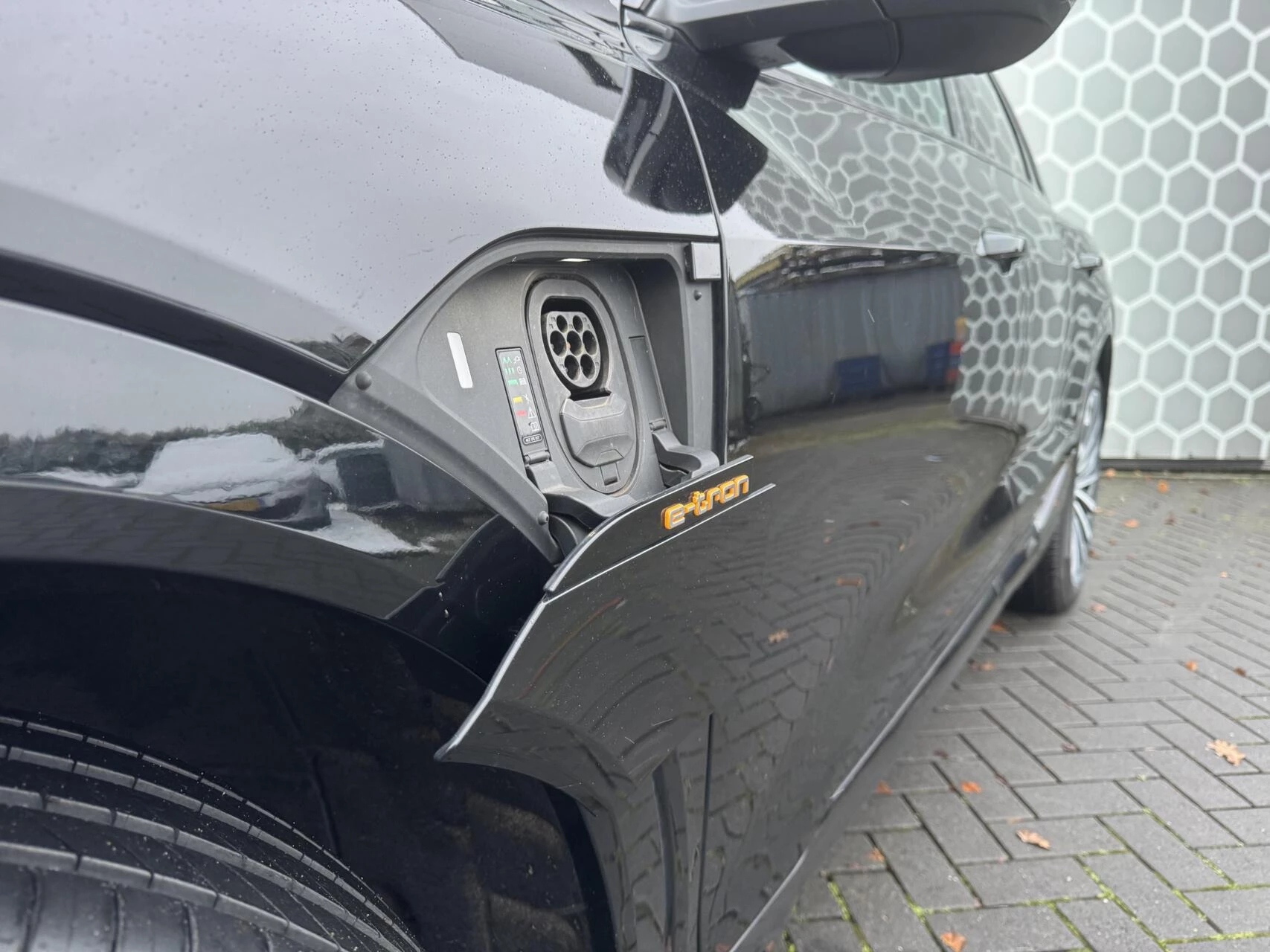 Hoofdafbeelding Audi e-tron