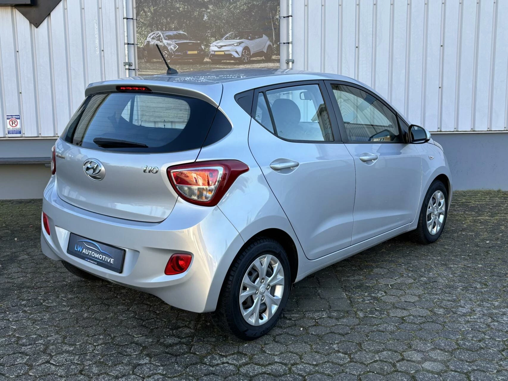 Hoofdafbeelding Hyundai i10