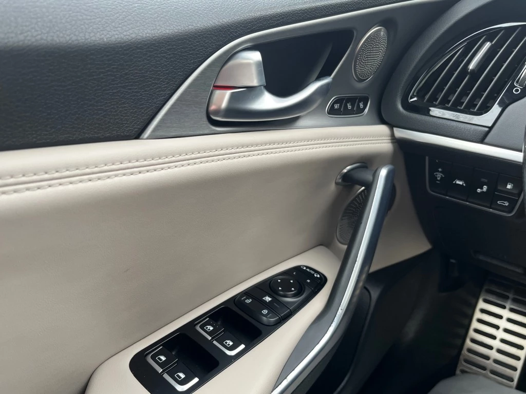 Hoofdafbeelding Kia Stinger