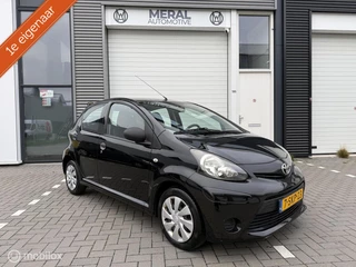 Hoofdafbeelding Toyota Aygo Toyota Aygo 1.0 VVT-i Now 5Drs Airco NAP 1ste eigenaar