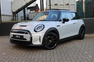Mini Electric 33 kWh | PANO | Keyless | HUD | H&K | BTW |