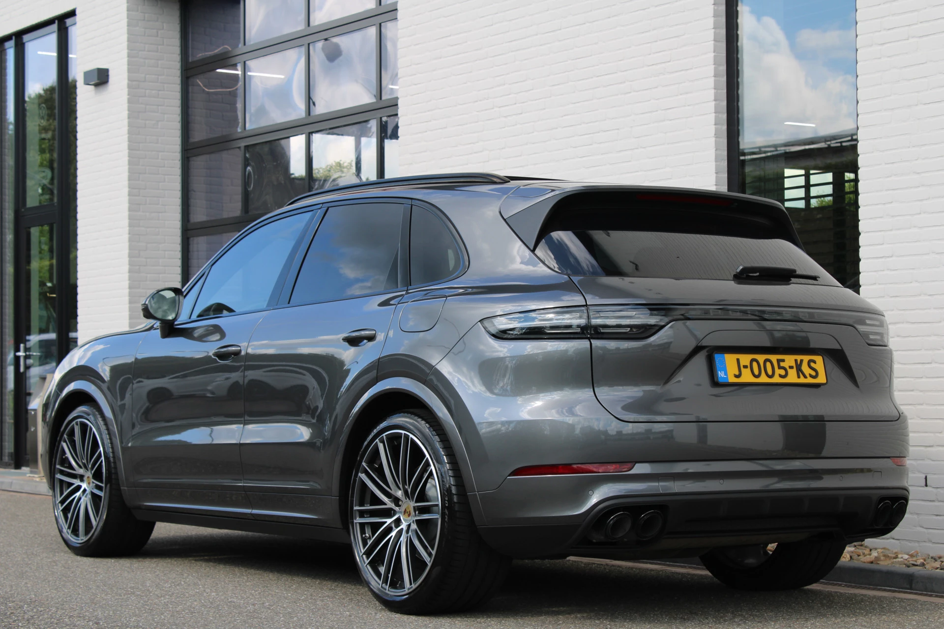 Hoofdafbeelding Porsche Cayenne