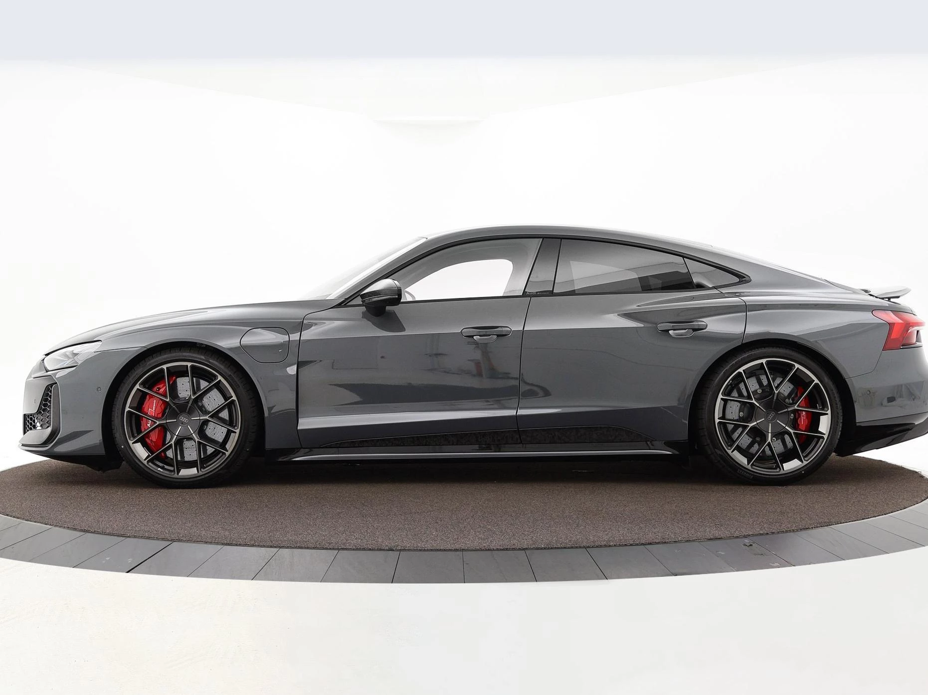 Hoofdafbeelding Audi e-tron GT