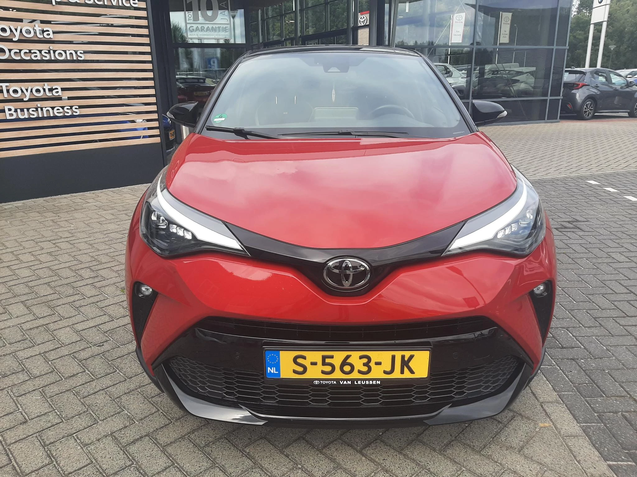 Hoofdafbeelding Toyota C-HR