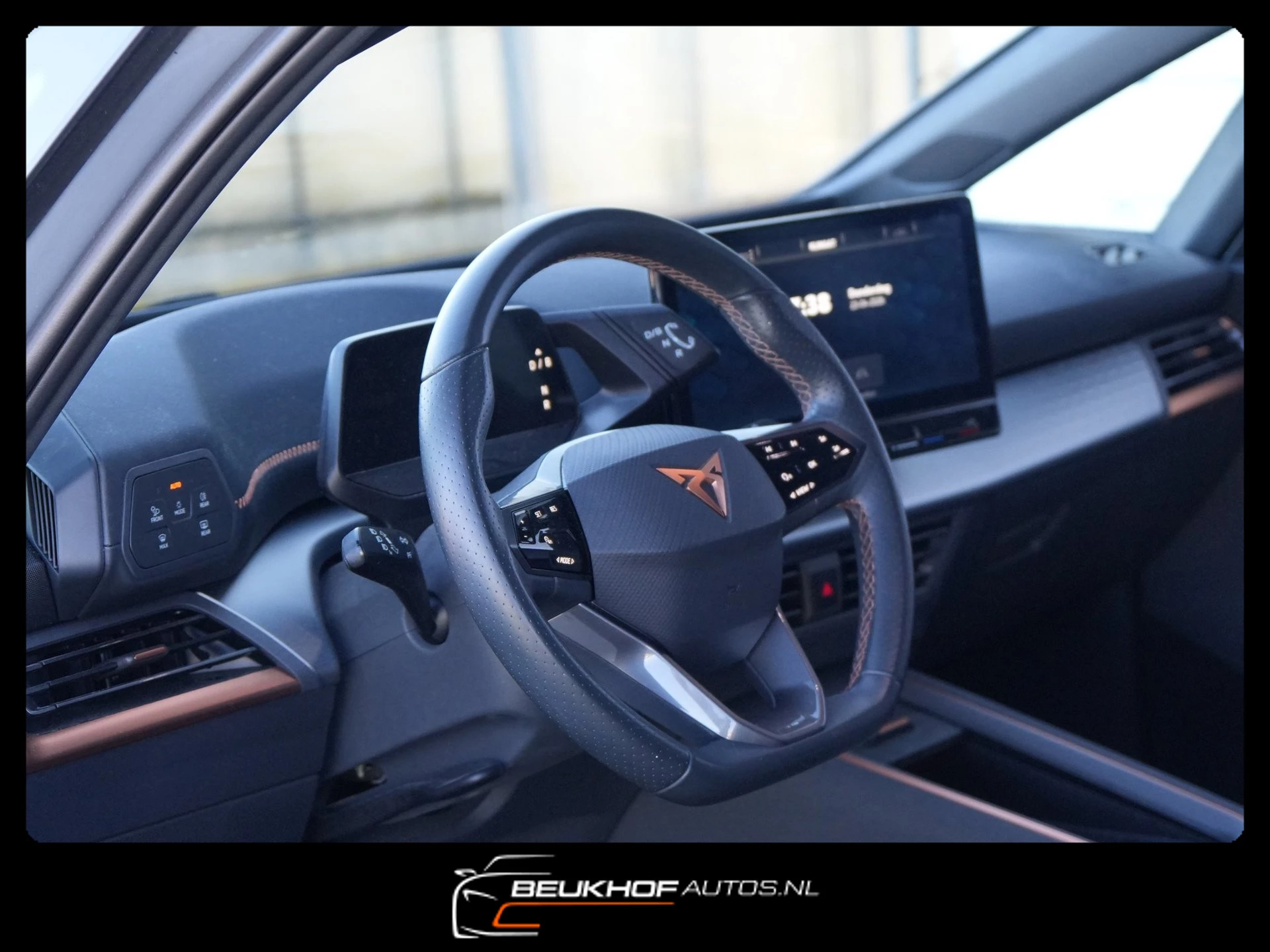 Hoofdafbeelding CUPRA Born