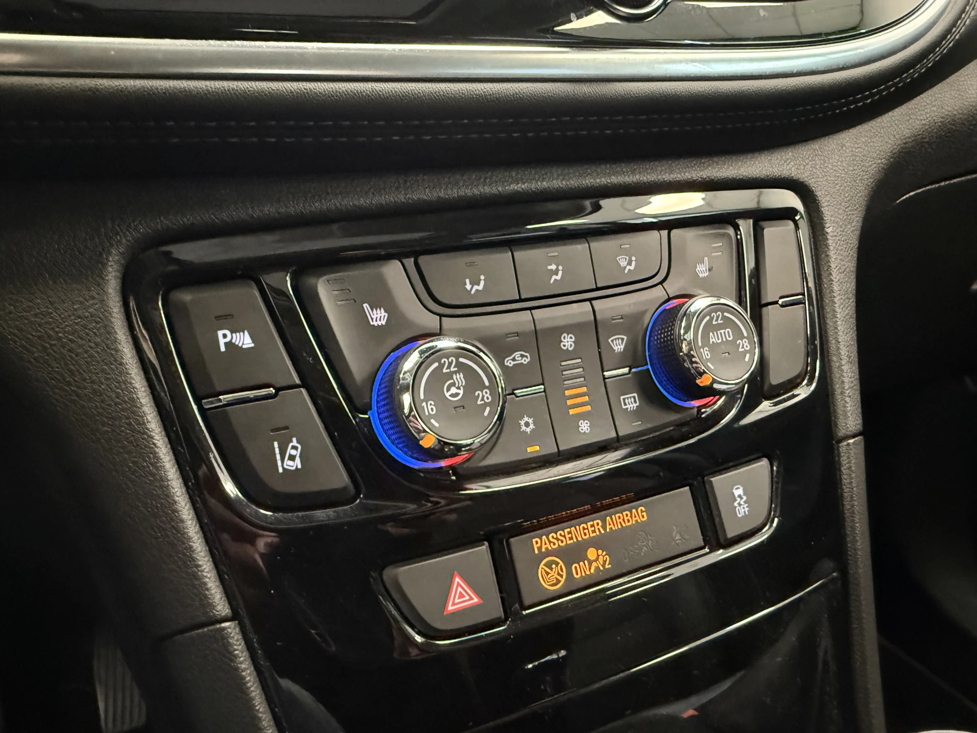 Hoofdafbeelding Opel Mokka X