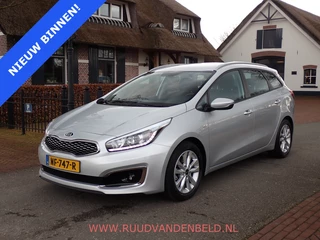 Hoofdafbeelding Kia cee'd Kia cee'd Sportswagon 1.6GDI NL-AUTO - NAP! NAVI/CAMERA/CARPLAY