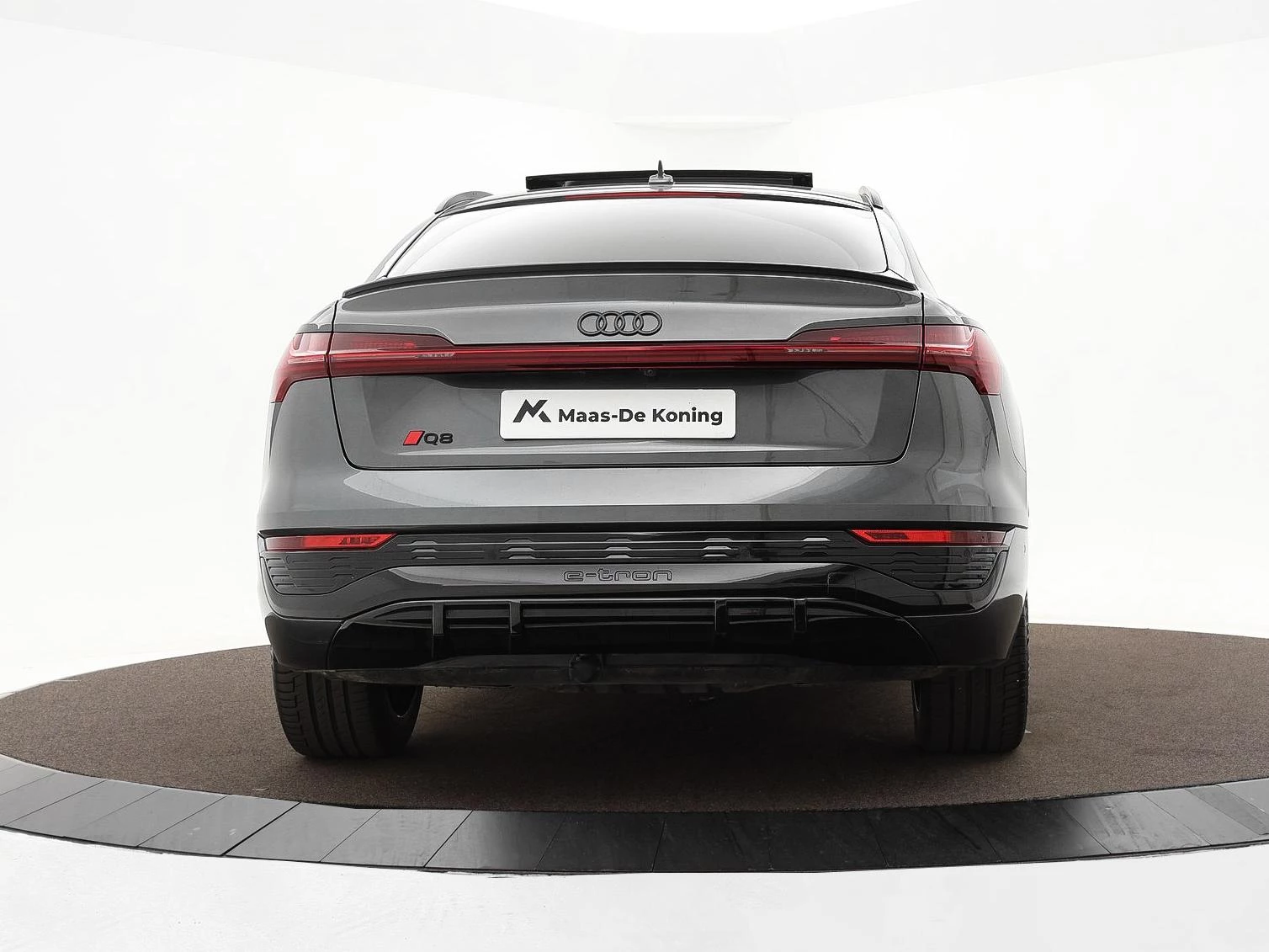 Hoofdafbeelding Audi Q8 Sportback e-tron