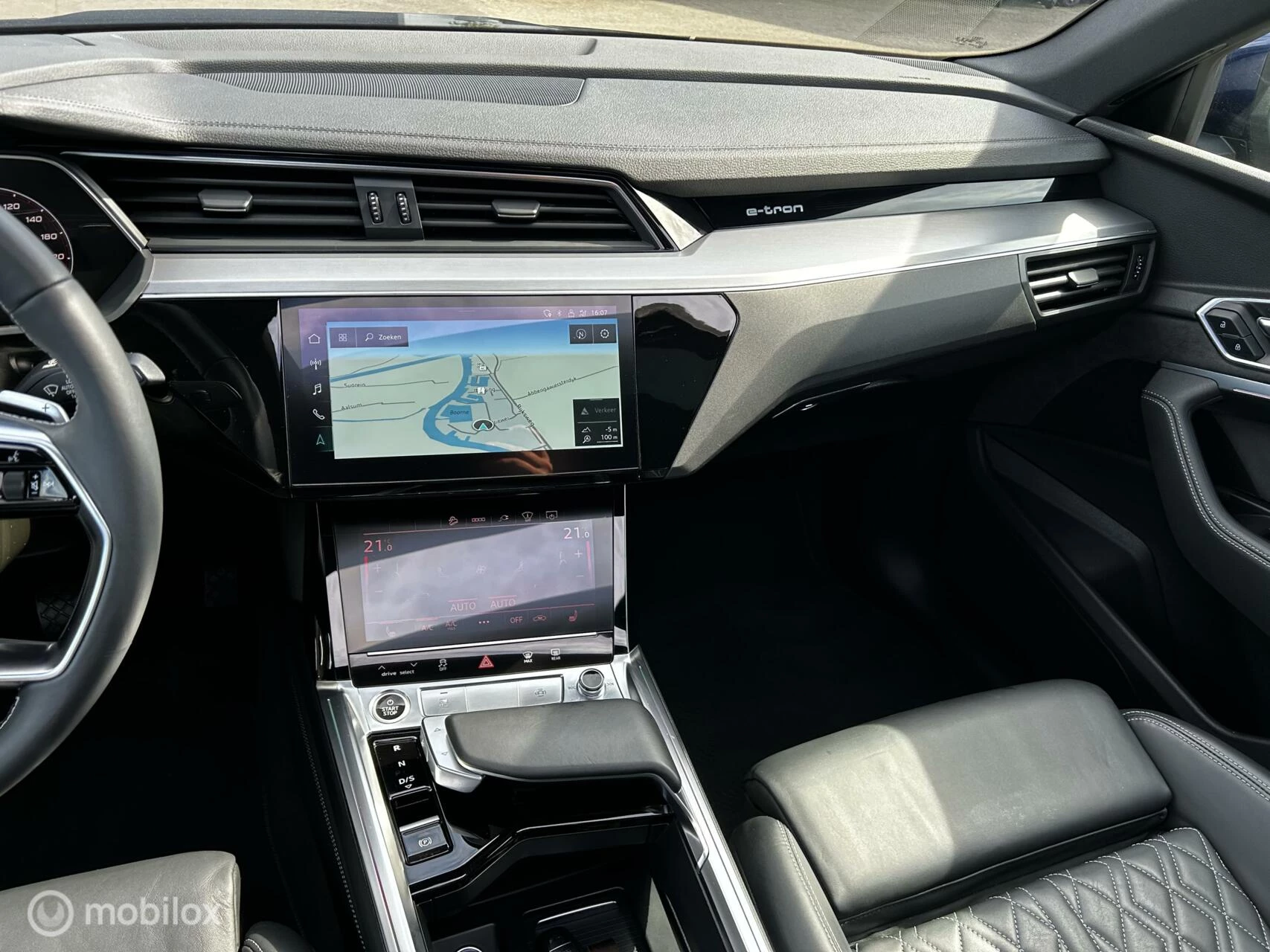 Hoofdafbeelding Audi e-tron